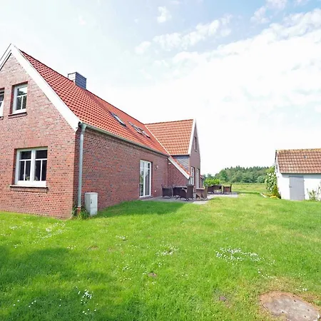 Adamla, 65319 * Moormerland