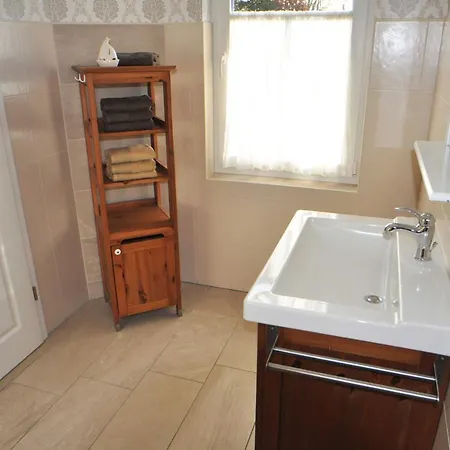 Adamla, 65319 * Moormerland